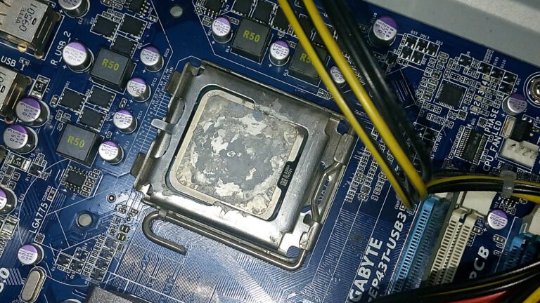 Do Intel Cpus Come With Thermal Paste