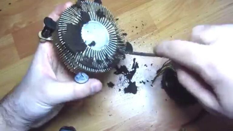 How to Clean the Heatsink